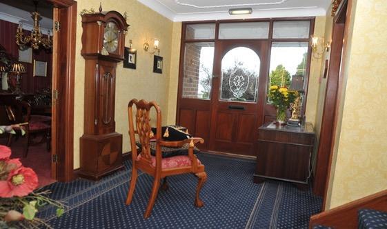 Caldhame House Hotel Crumlin  ภายนอก รูปภาพ