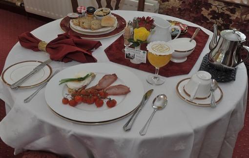 Caldhame House Hotel Crumlin  ภายนอก รูปภาพ