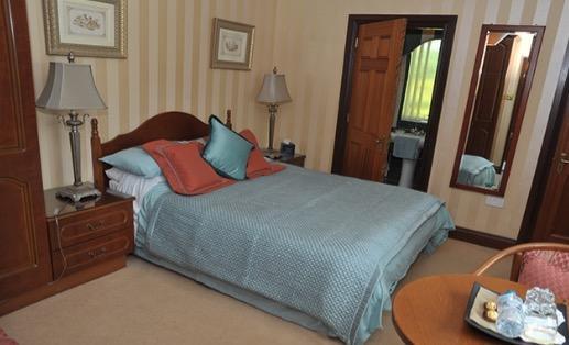 Caldhame House Hotel Crumlin  ภายนอก รูปภาพ